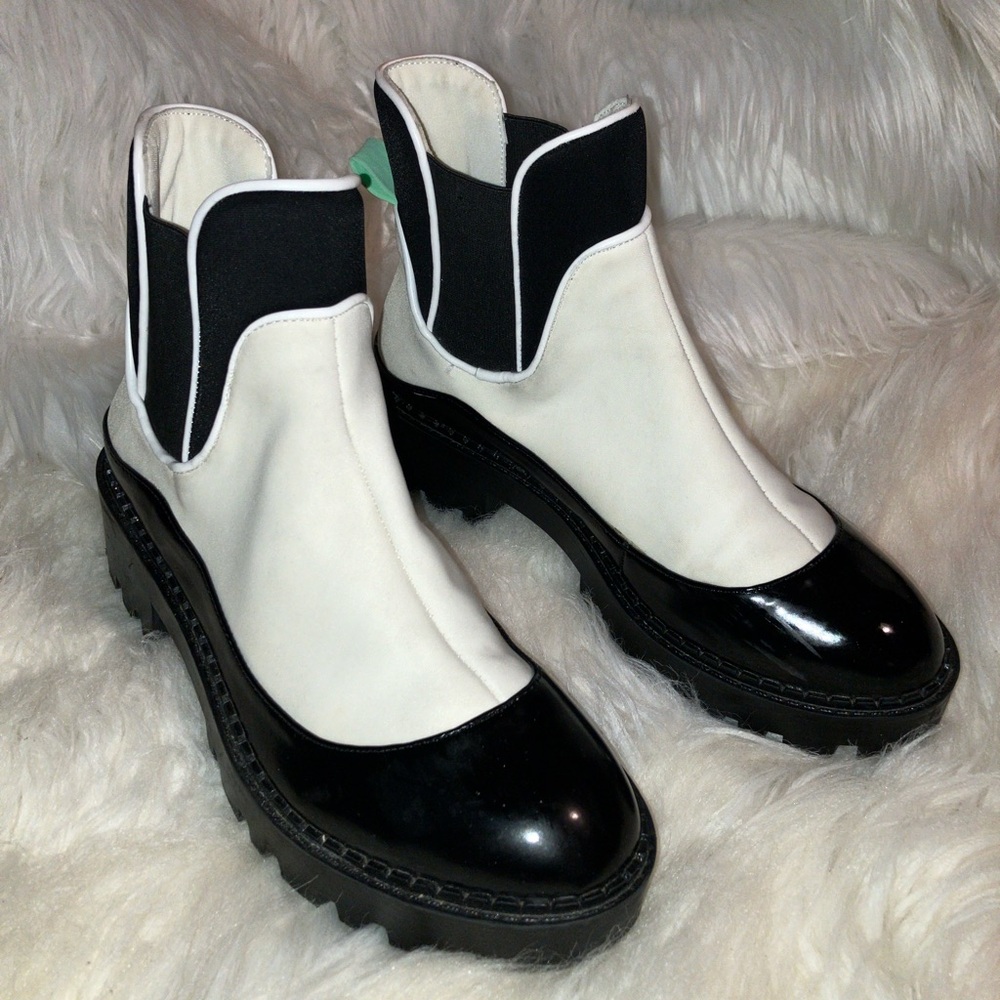 Zara Black & White Colorblock Booties Boots